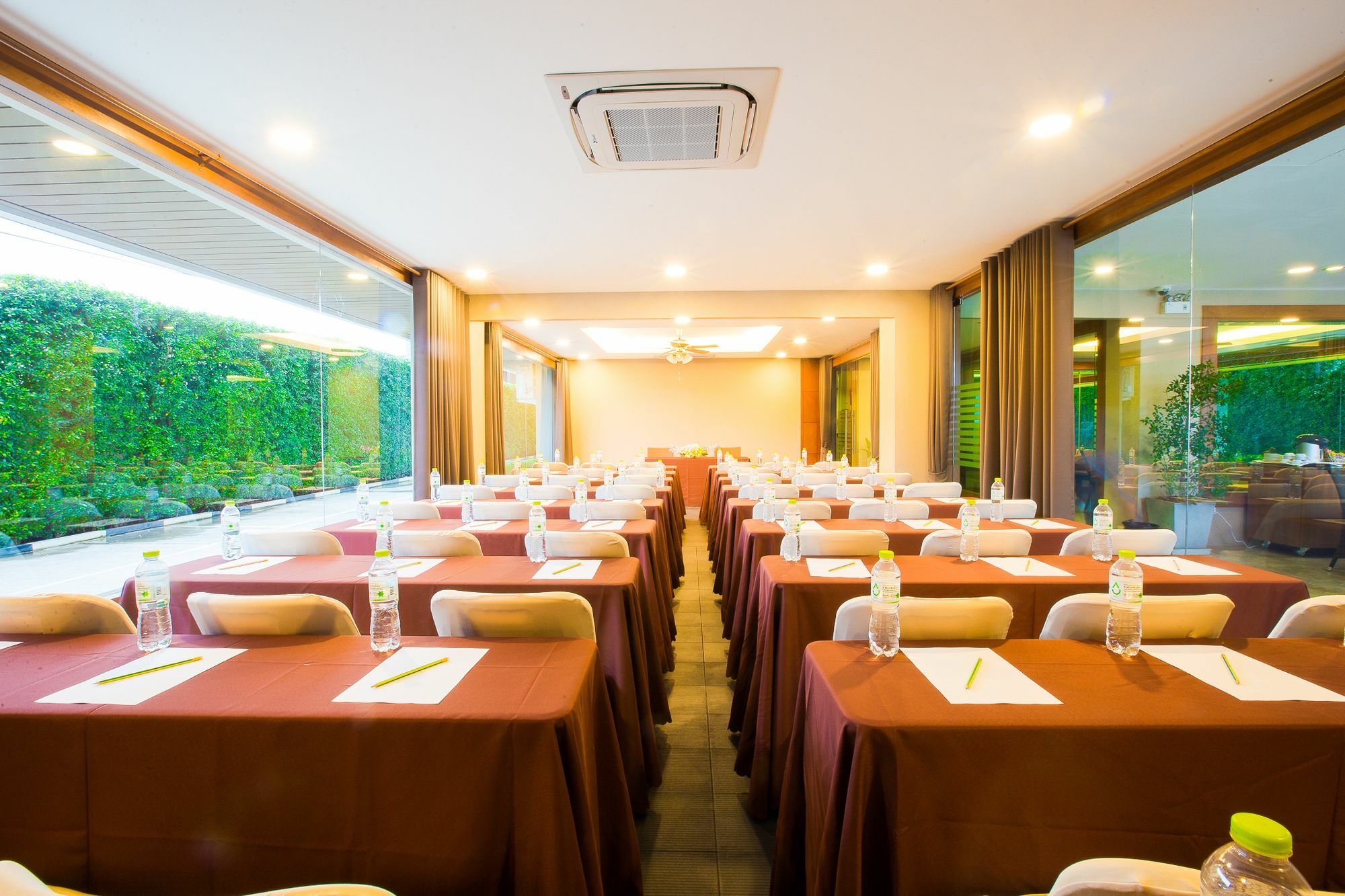 Romantic Khon Kaen Hotel Kültér fotó